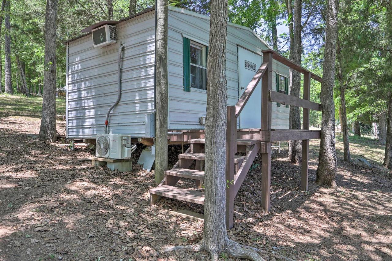 House With Dock And Slide Situated On Lake Sinclair! Sparta Exterior foto
